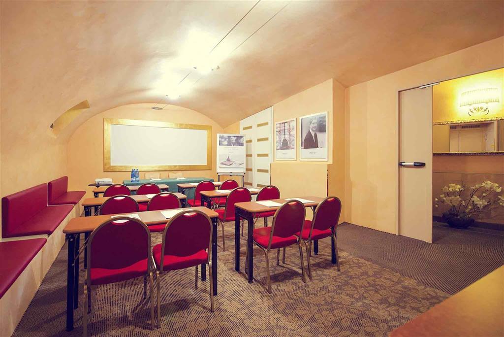 Hotel Mercure Milano Centro Kültér fotó