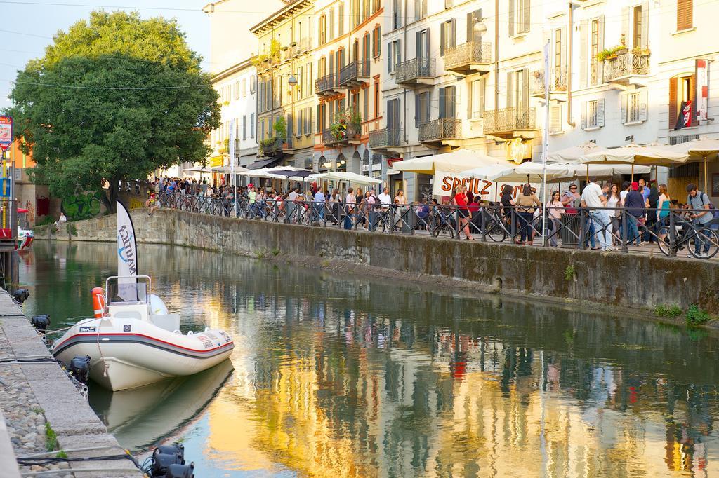 Hotel Mercure Milano Centro Kültér fotó