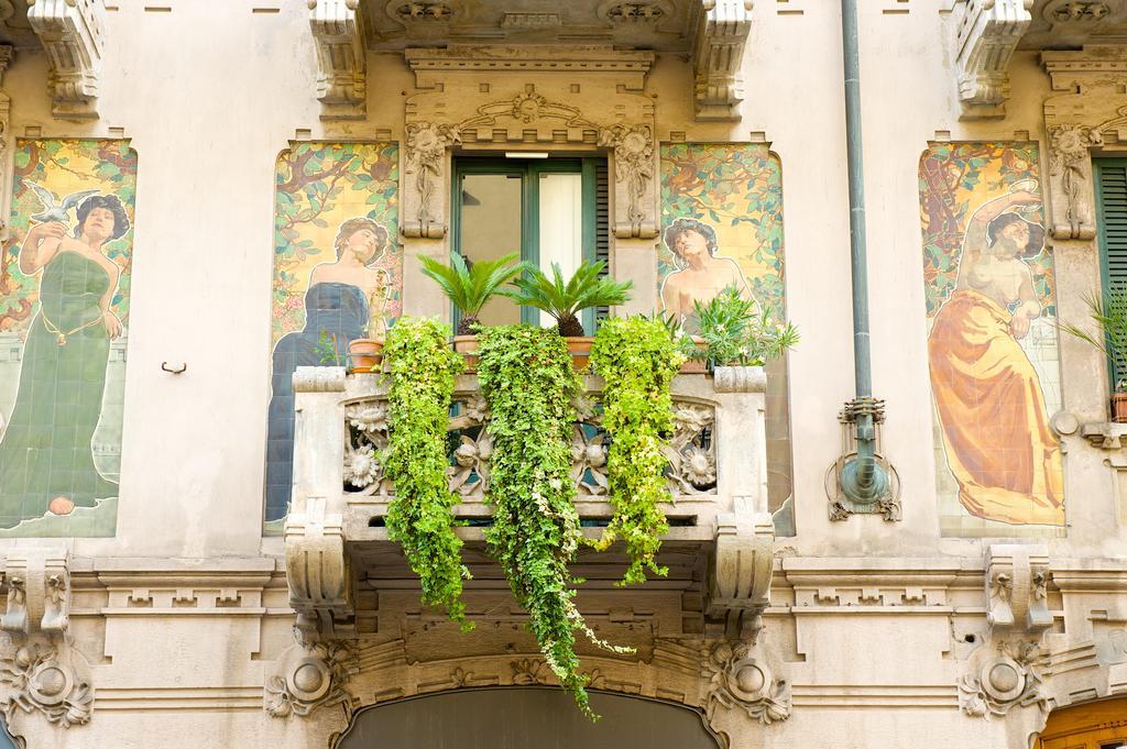 Hotel Mercure Milano Centro Kültér fotó