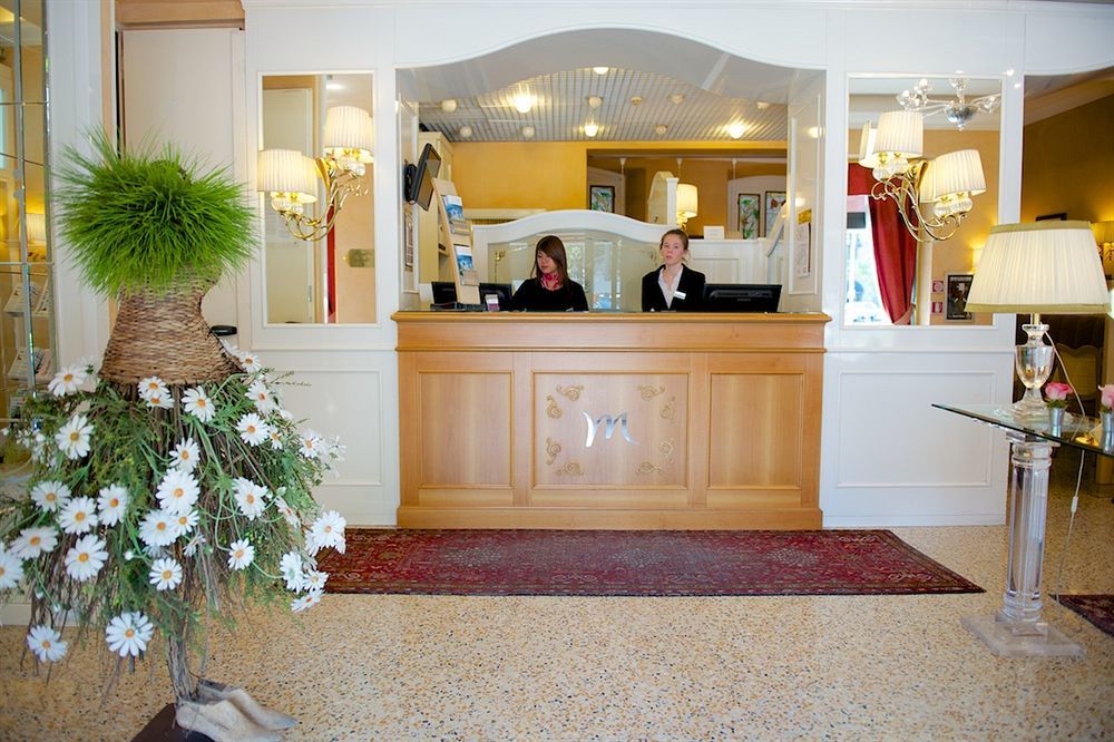Hotel Mercure Milano Centro Kültér fotó