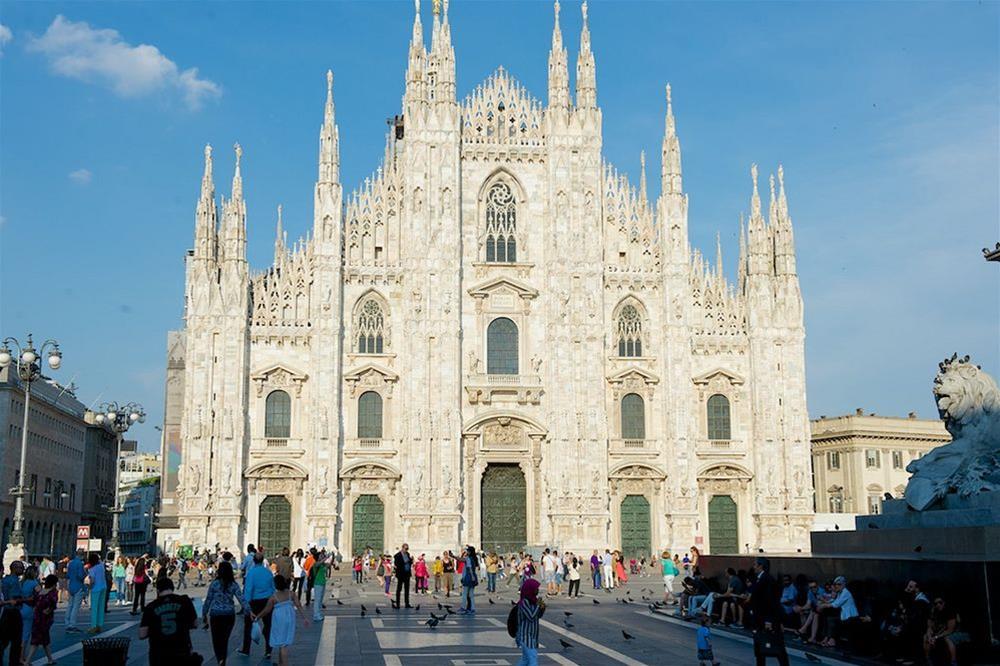 Hotel Mercure Milano Centro Kültér fotó