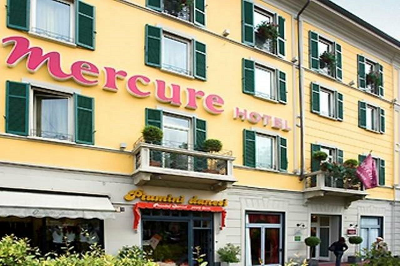 Hotel Mercure Milano Centro Kültér fotó